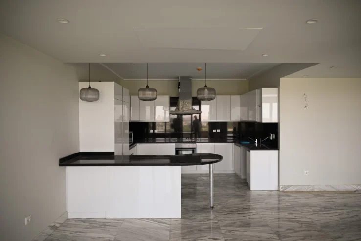 JW Marriott — kitchen with island