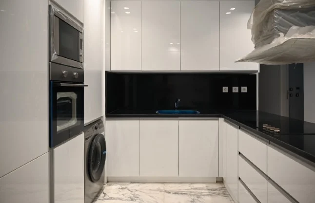 JW Marriott — oven column